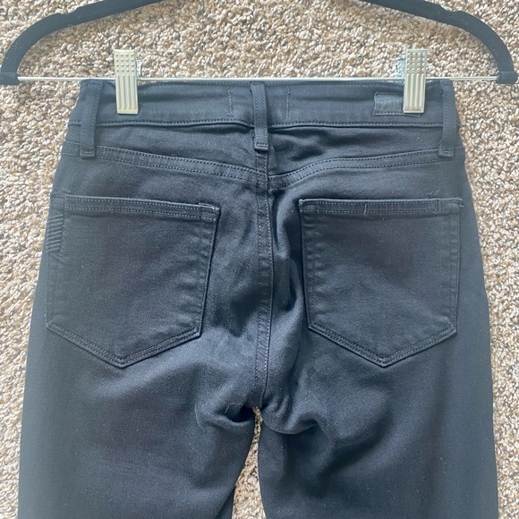Black low rise skinny Paige jeans! - Picture 6 of 8